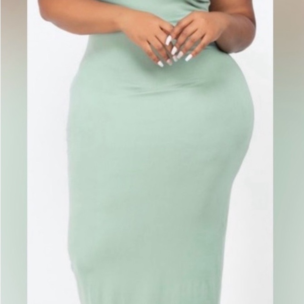 Elegant Mint Green Maxi Dress